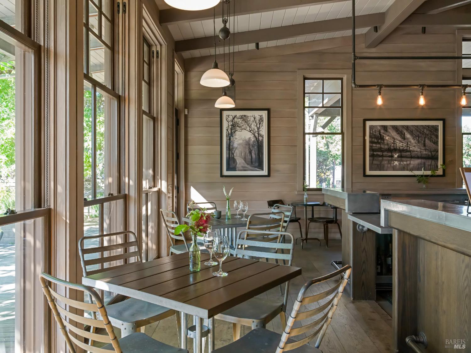 3487 Alexander Valley Road