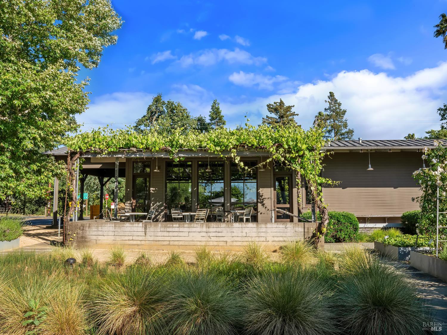 3487 Alexander Valley Road