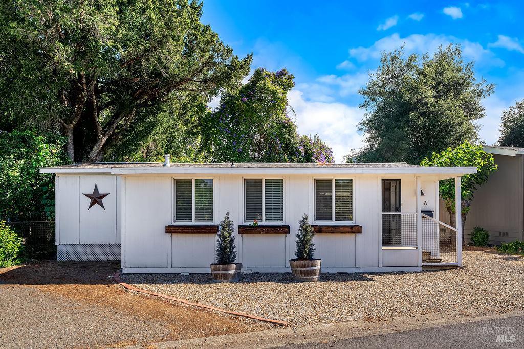 541 Mason Street Unit: #6