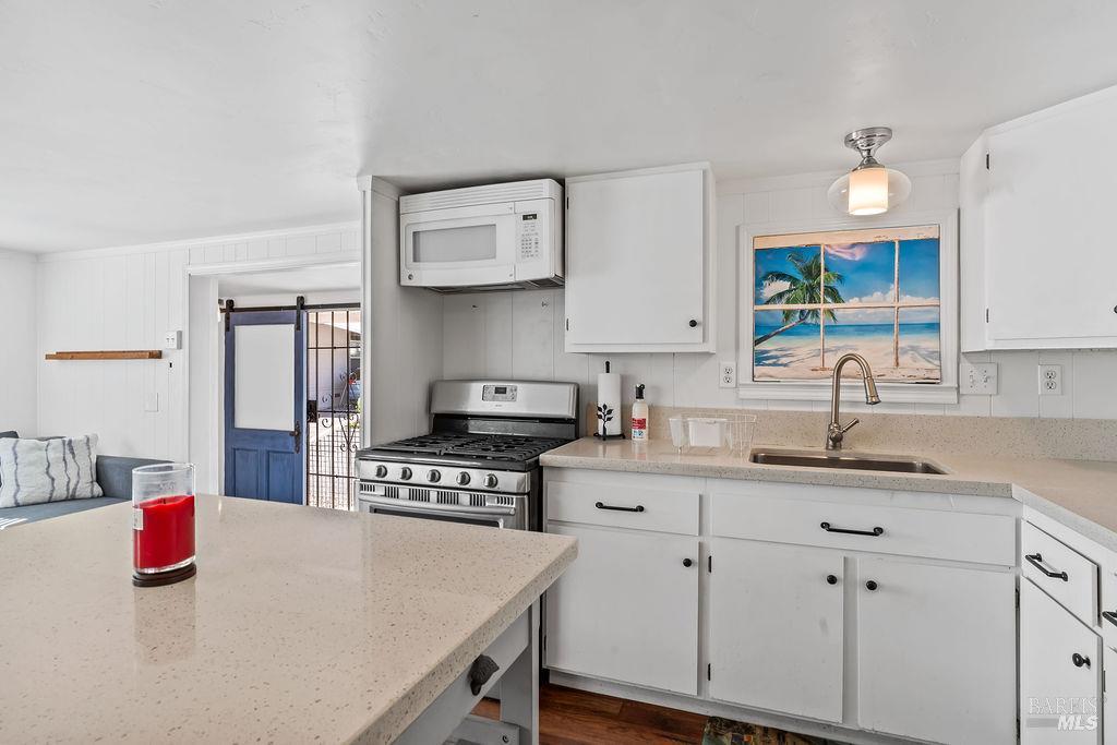 541 Mason Street Unit: #6