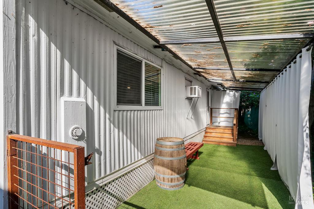 541 Mason Street Unit: #6