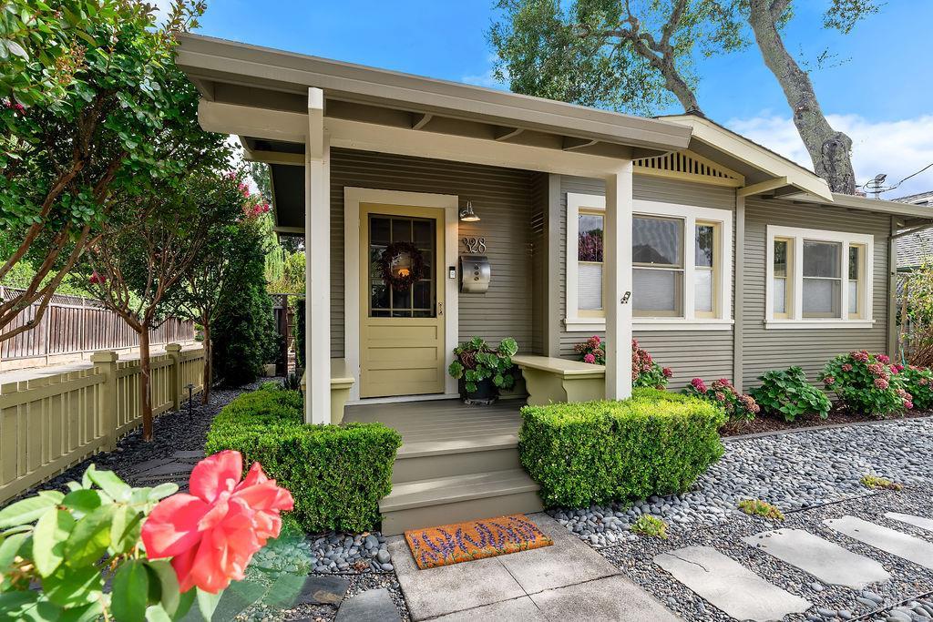 328 Piper Street
