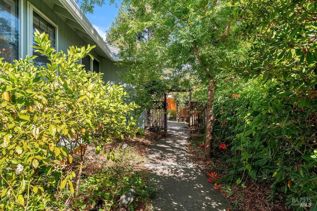 424 Greens Drive
