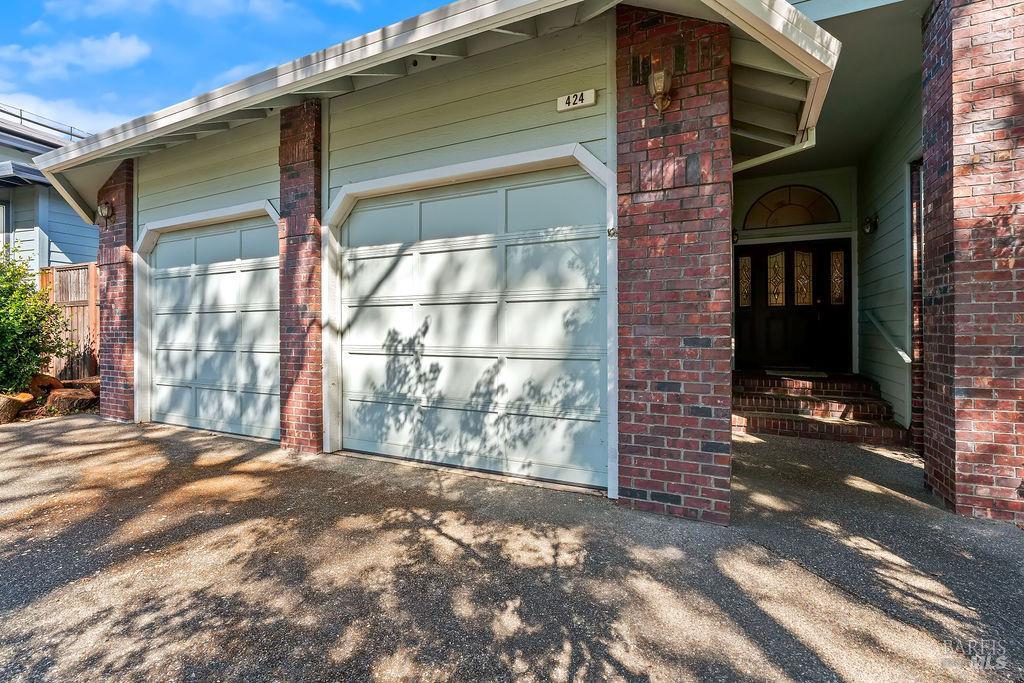 424 Greens Drive