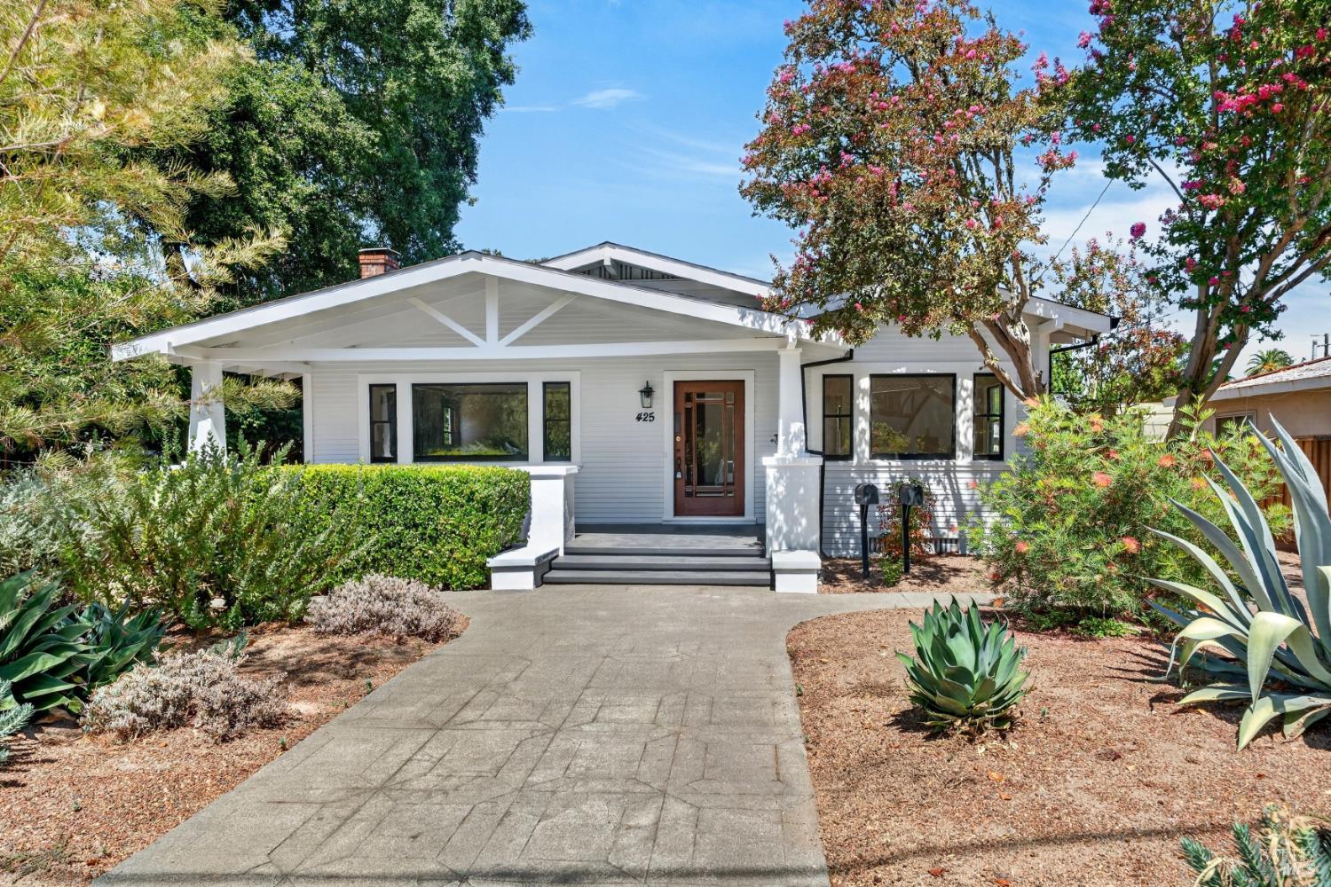 425 Tucker Street
