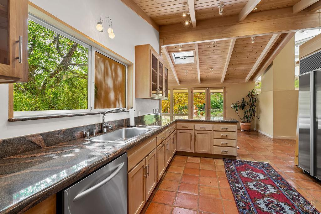 321 Dutch Henry Canyon Road