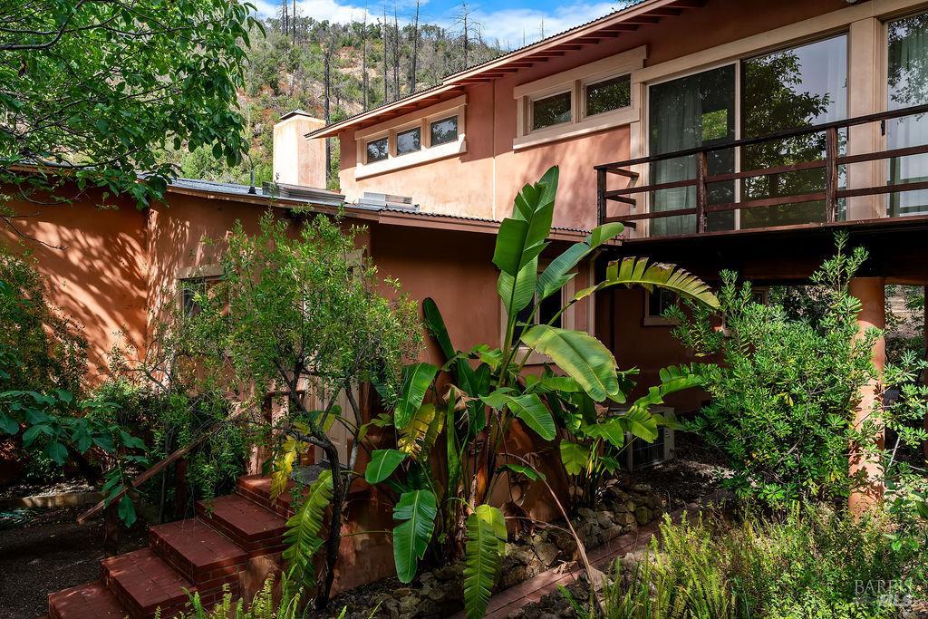 321 Dutch Henry Canyon Road