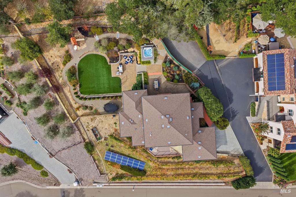 235 Clear Ridge Drive