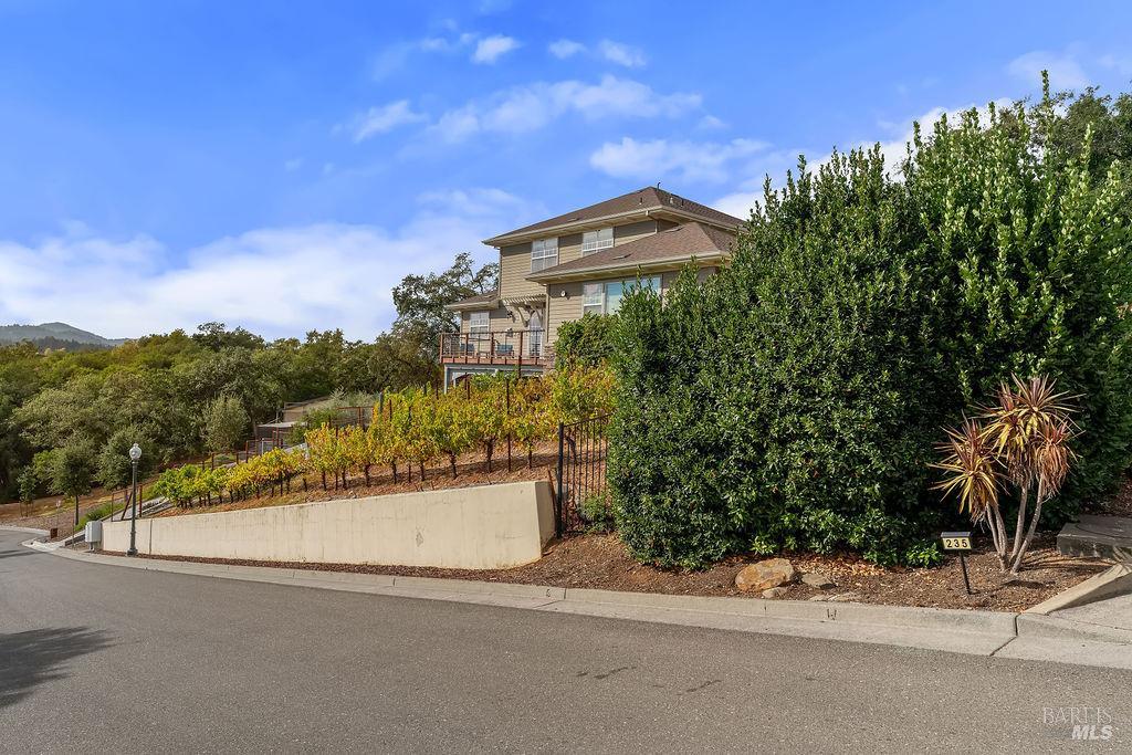 235 Clear Ridge Drive