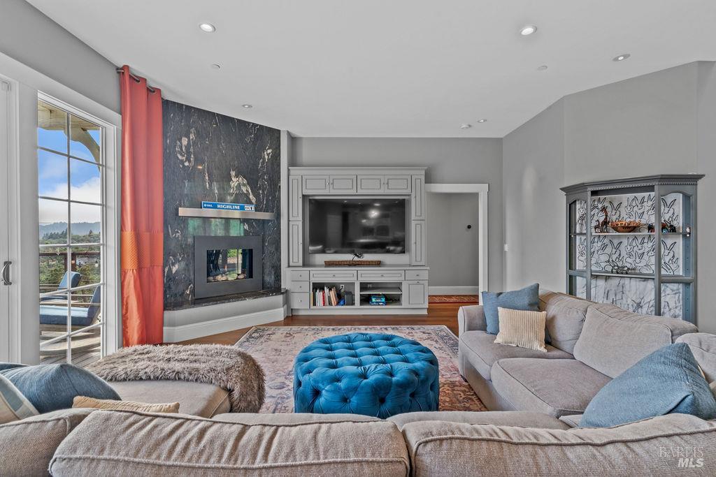 235 Clear Ridge Drive