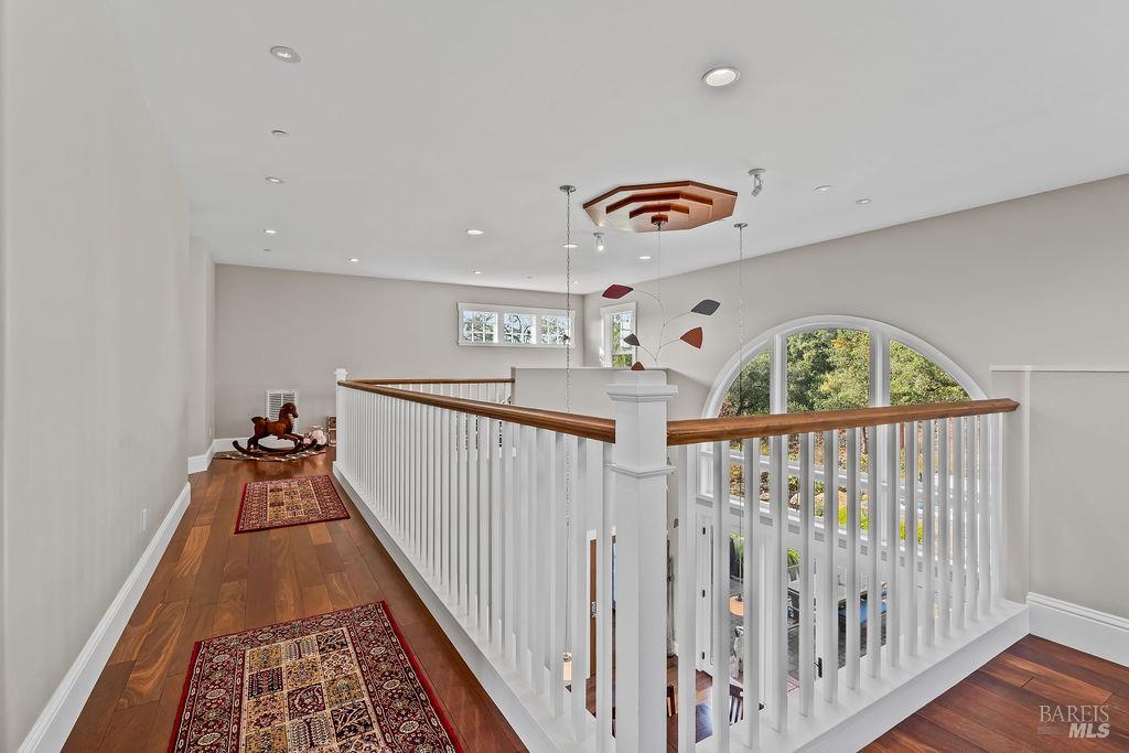 235 Clear Ridge Drive