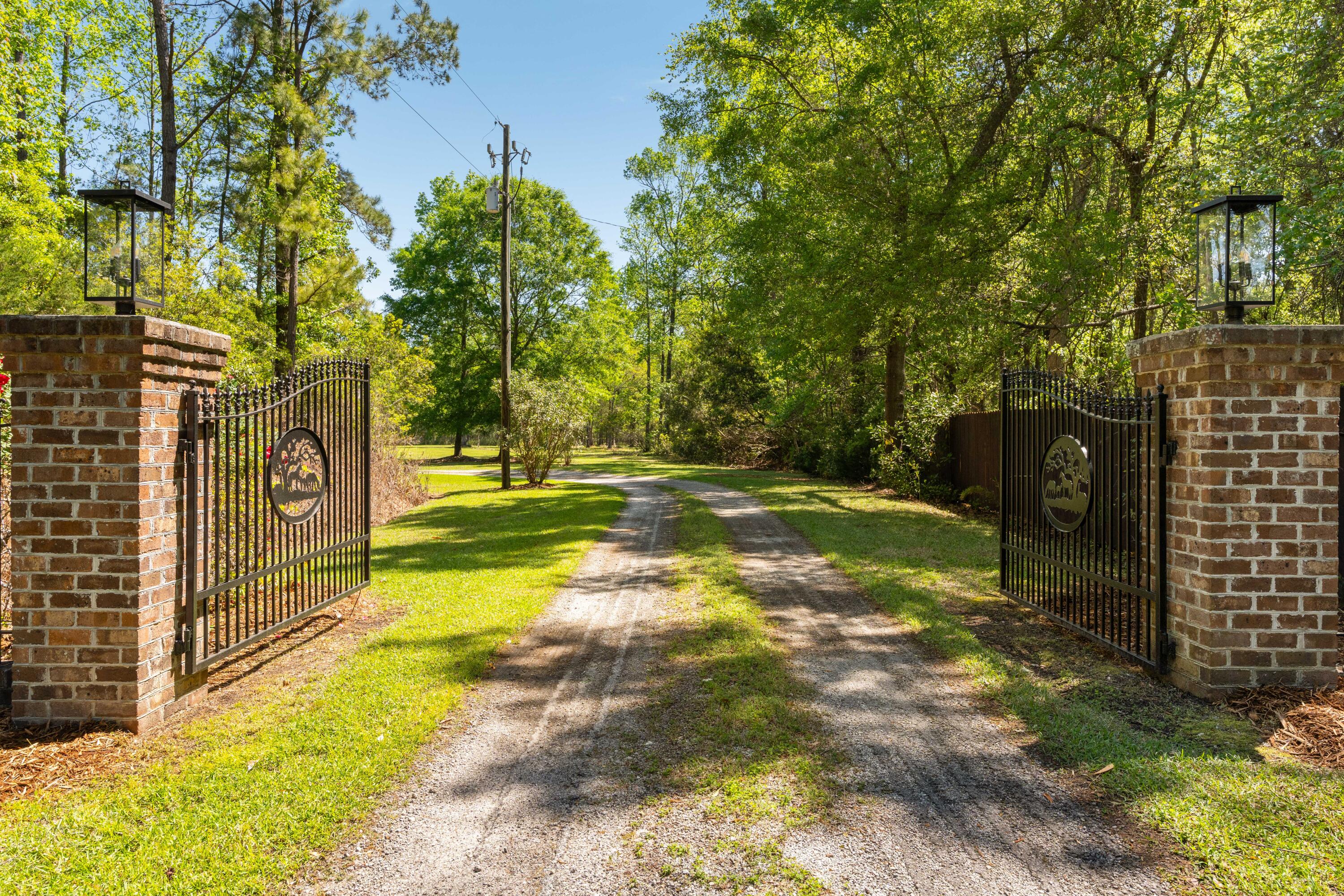 5680 Dixie Plantation Road