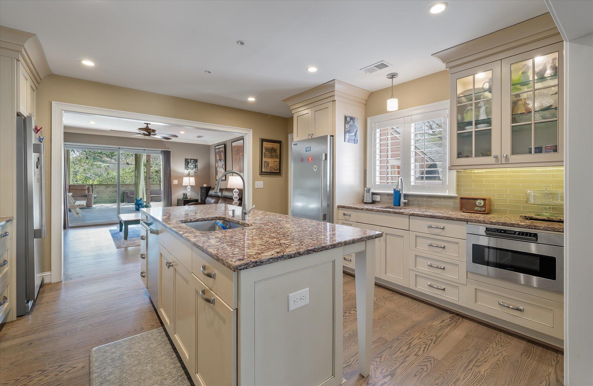 1235 Sunset Drive