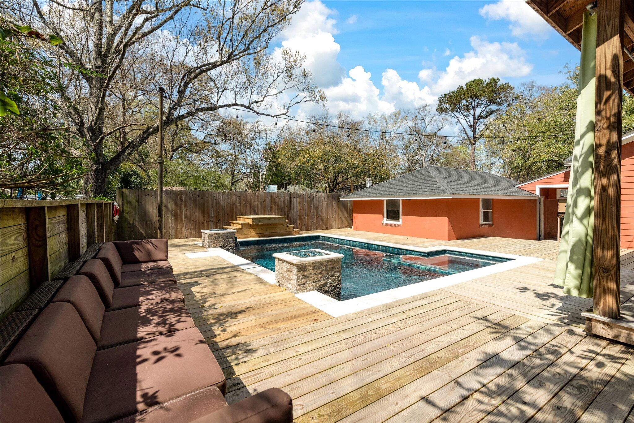 1235 Sunset Drive