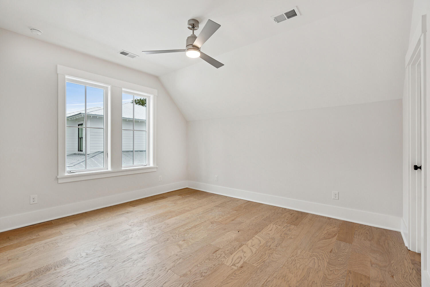 4023 Chantey Crest