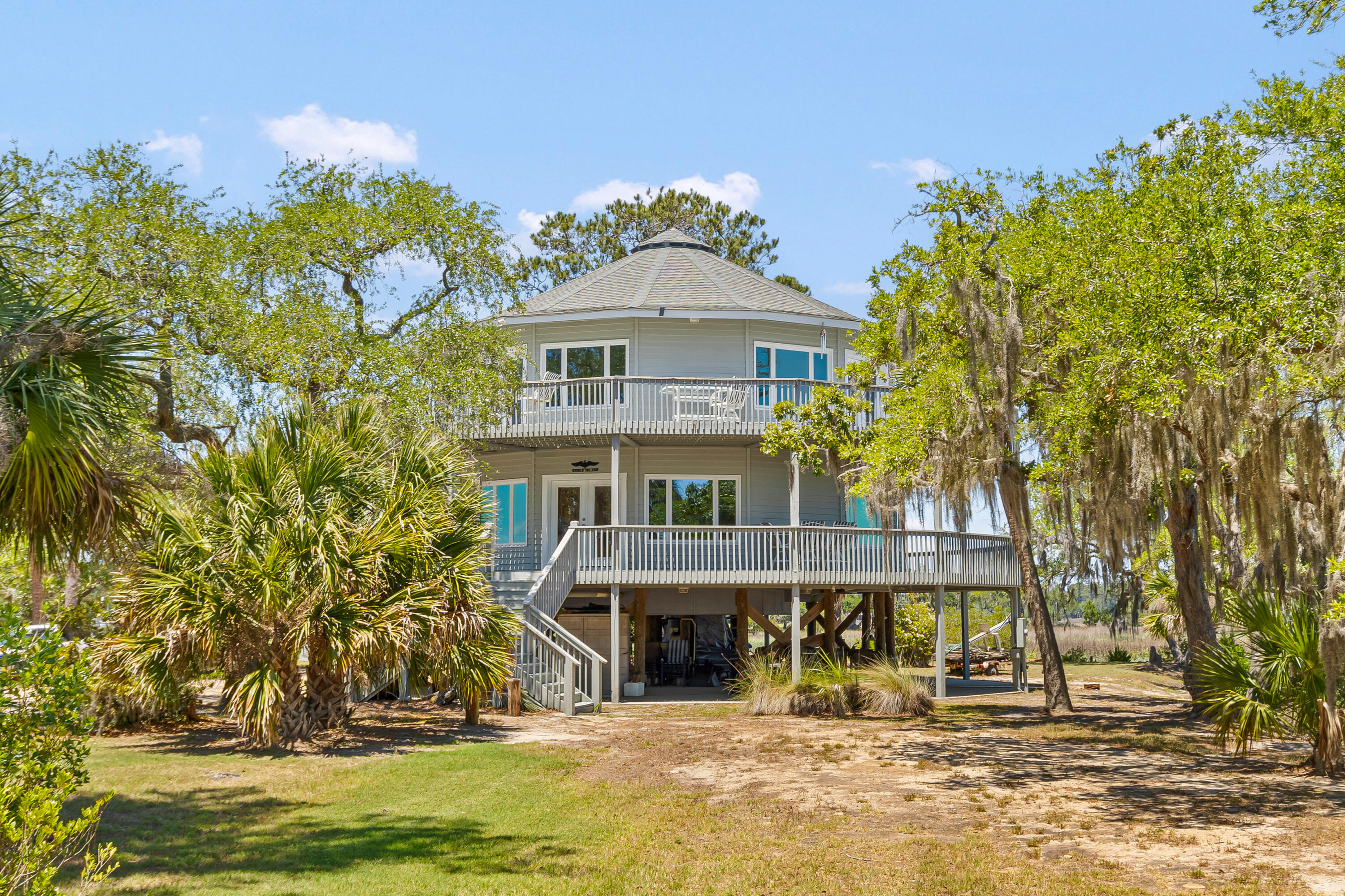 67 Gray Squirrel Lane