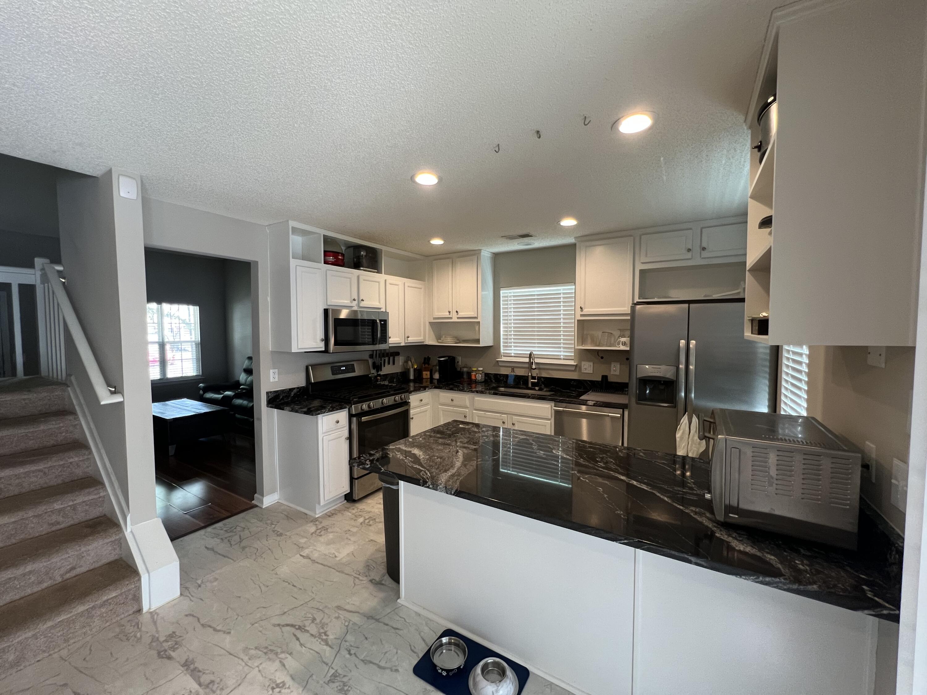 7918 Shadow Oak Drive
