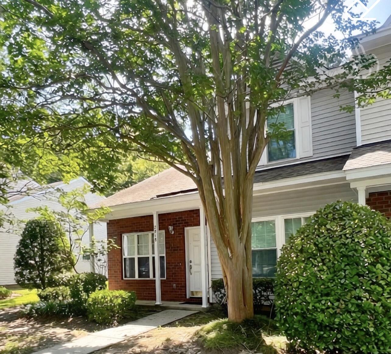 7918 Shadow Oak Drive