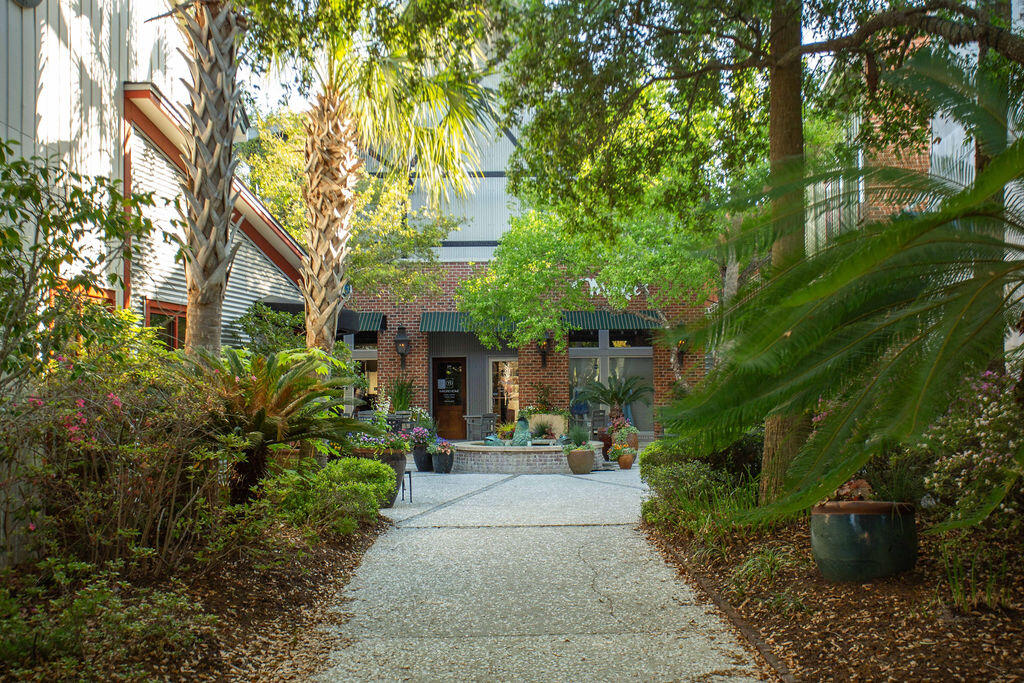 2571 High Hammock Road
