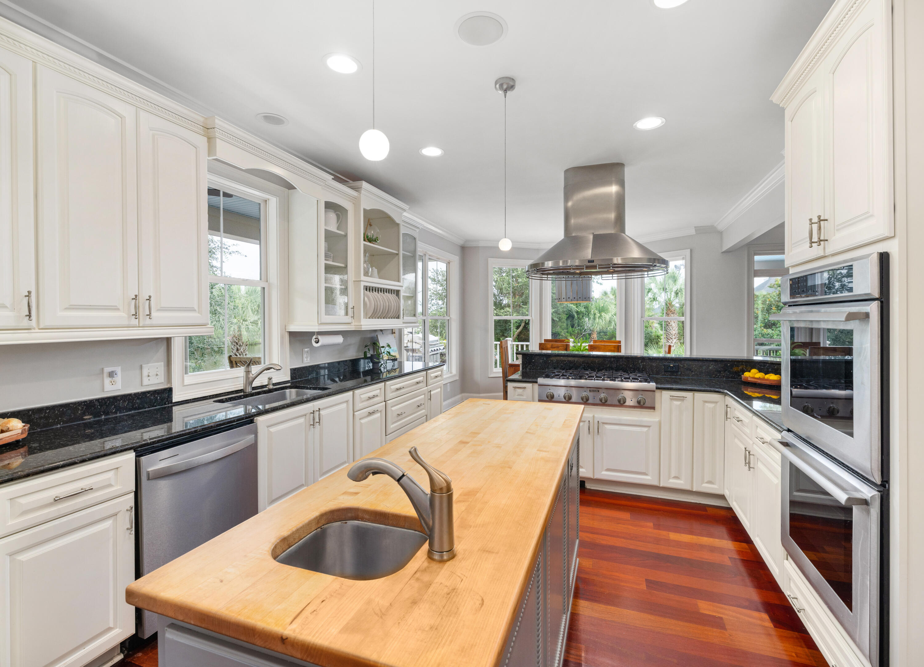 1339 W Brickmill