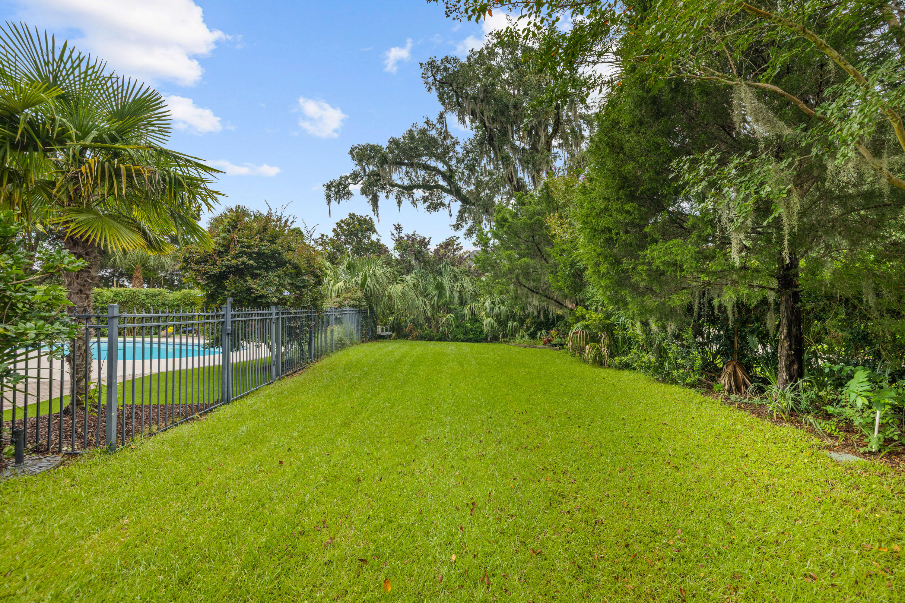 1339 W Brickmill