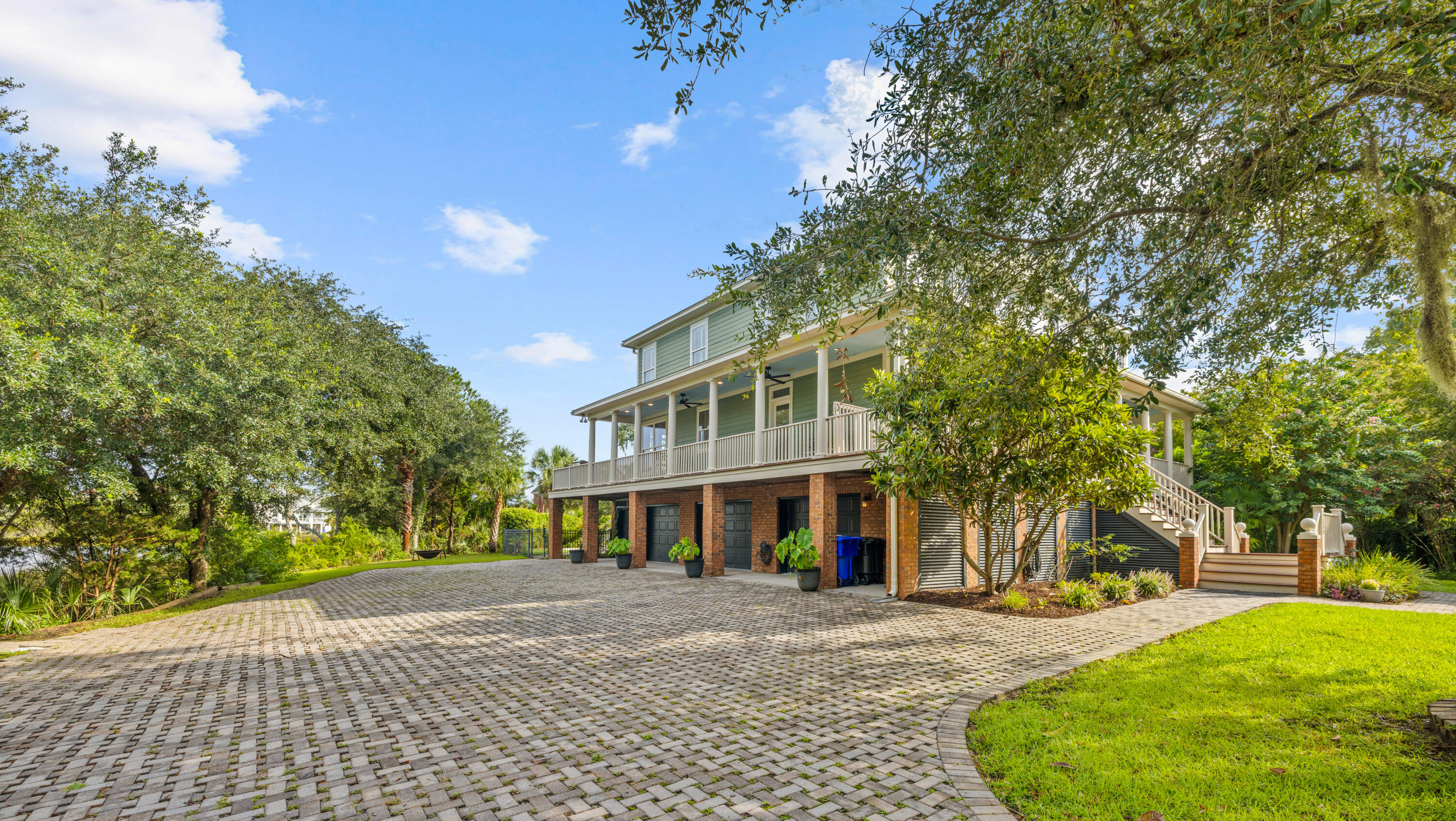1339 W Brickmill