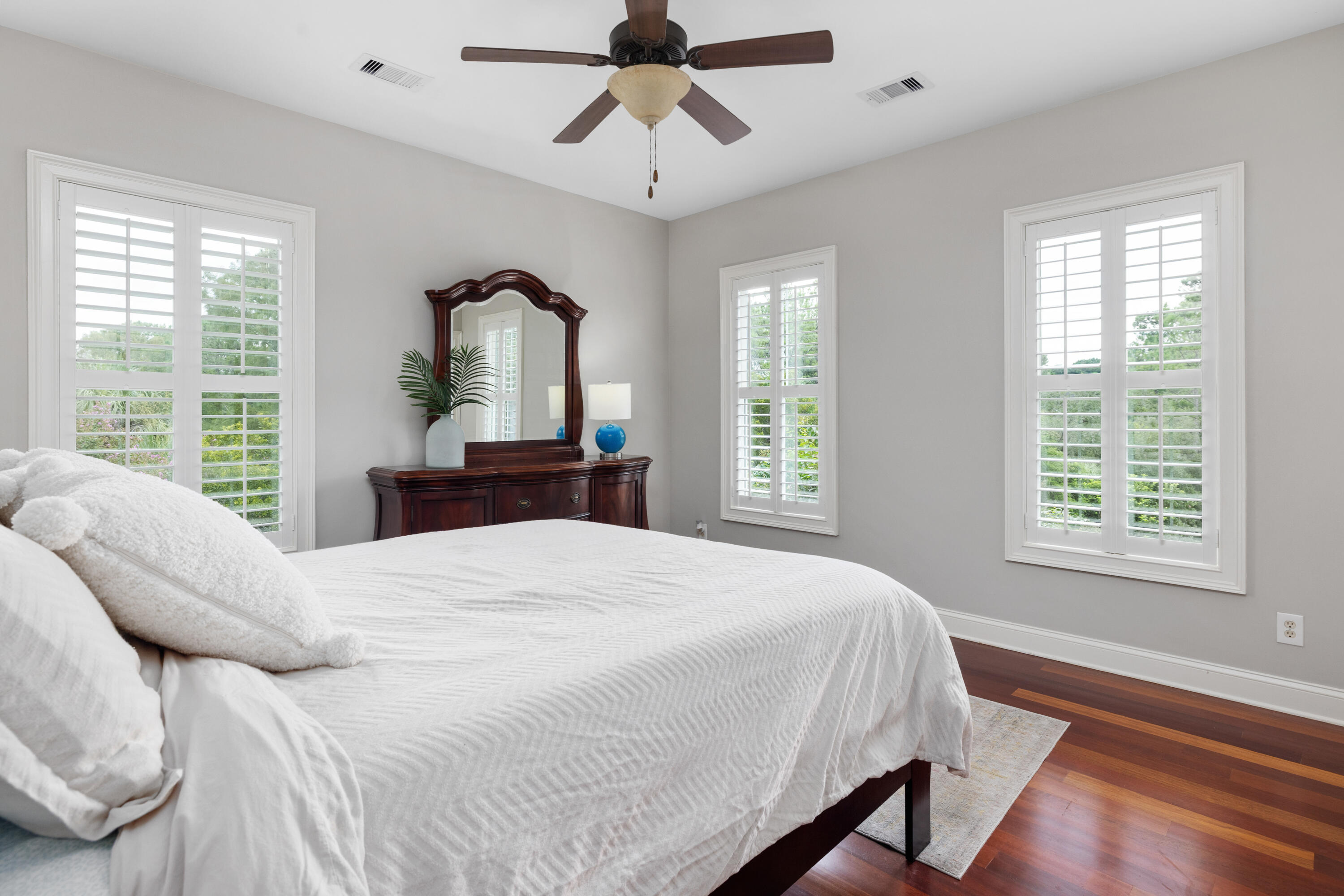 1339 W Brickmill