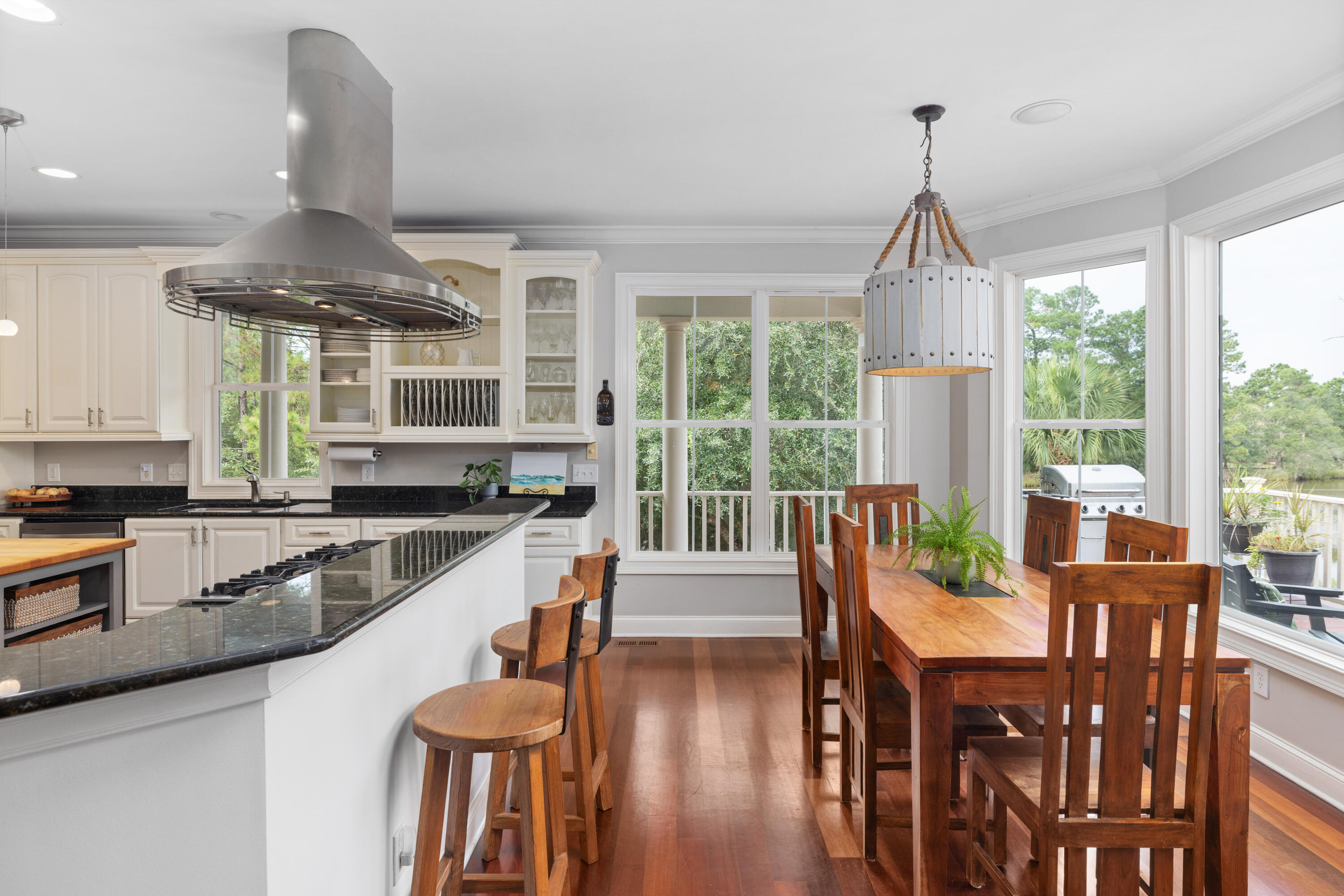1339 W Brickmill