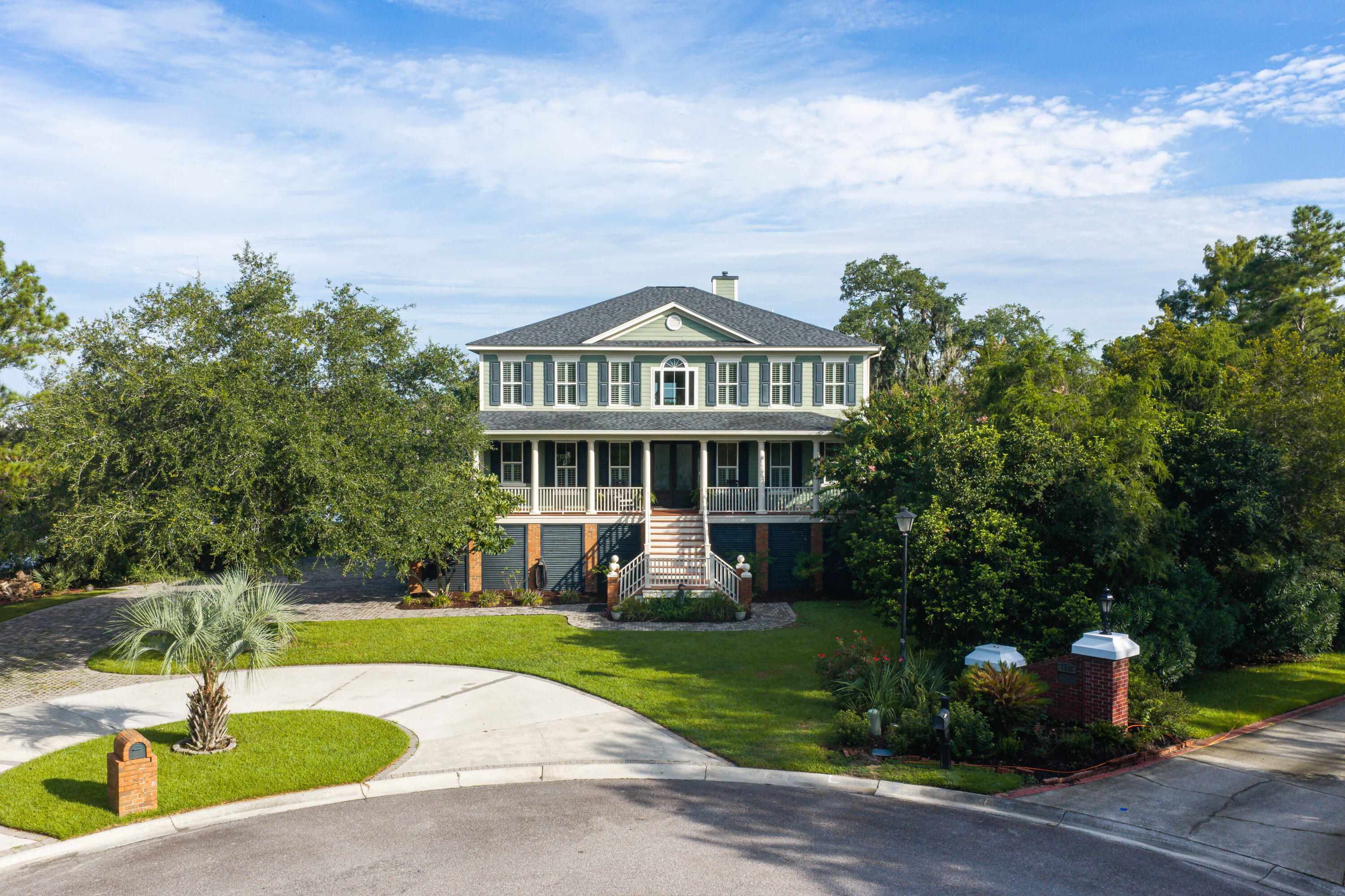 1339 W Brickmill