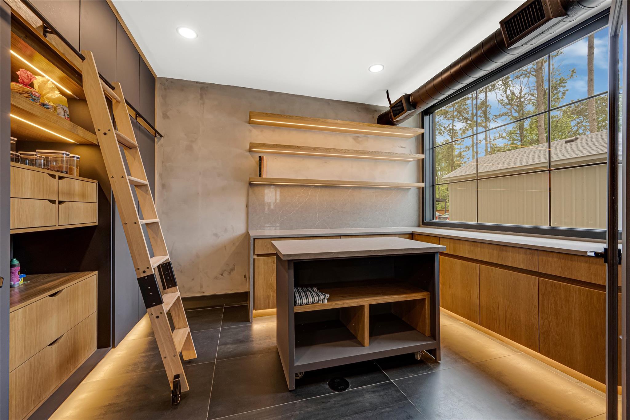 8514 Standard Road