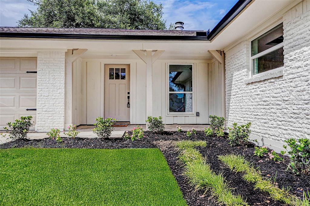5226 Sanford Road