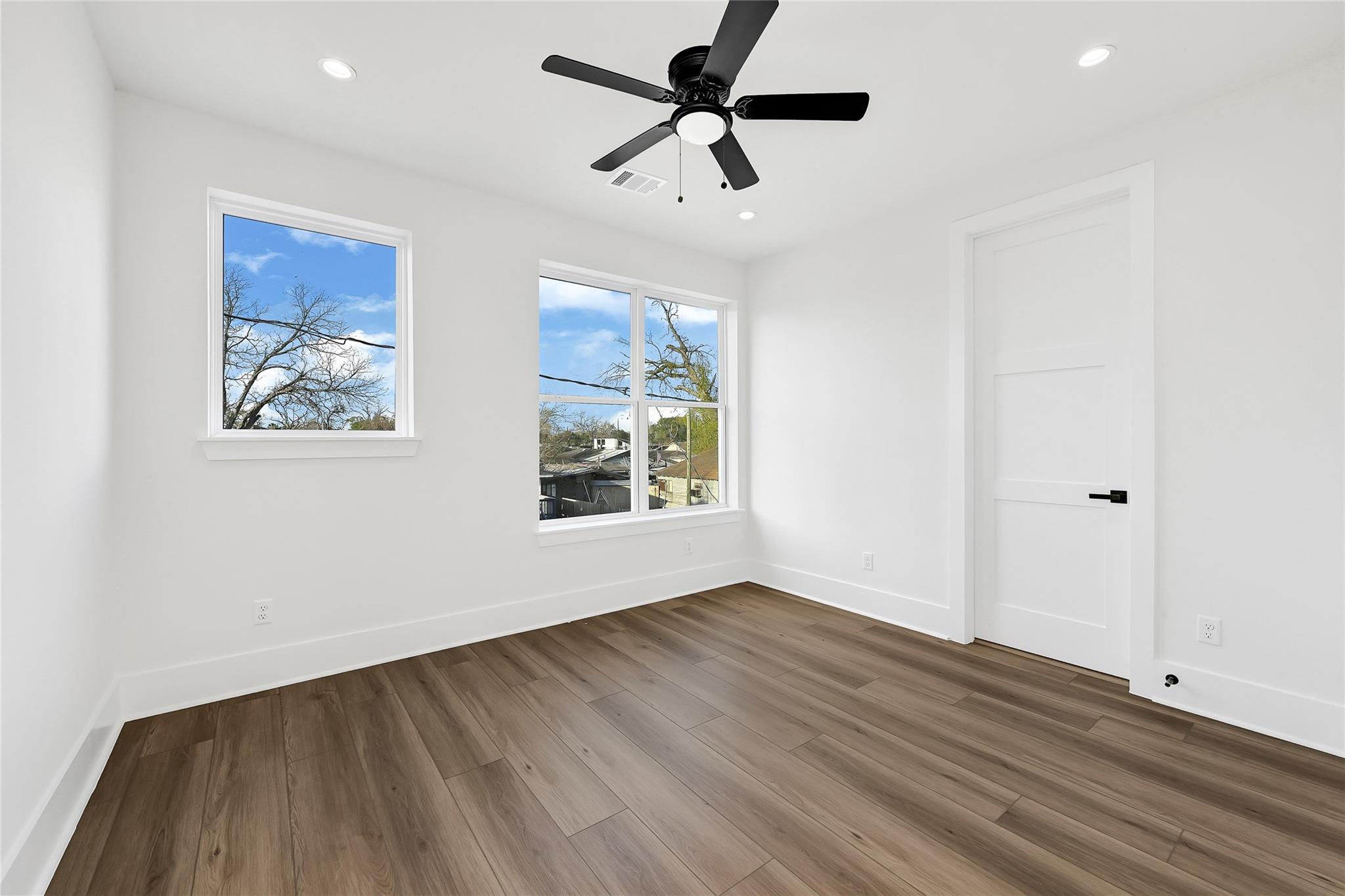1416 East 31st