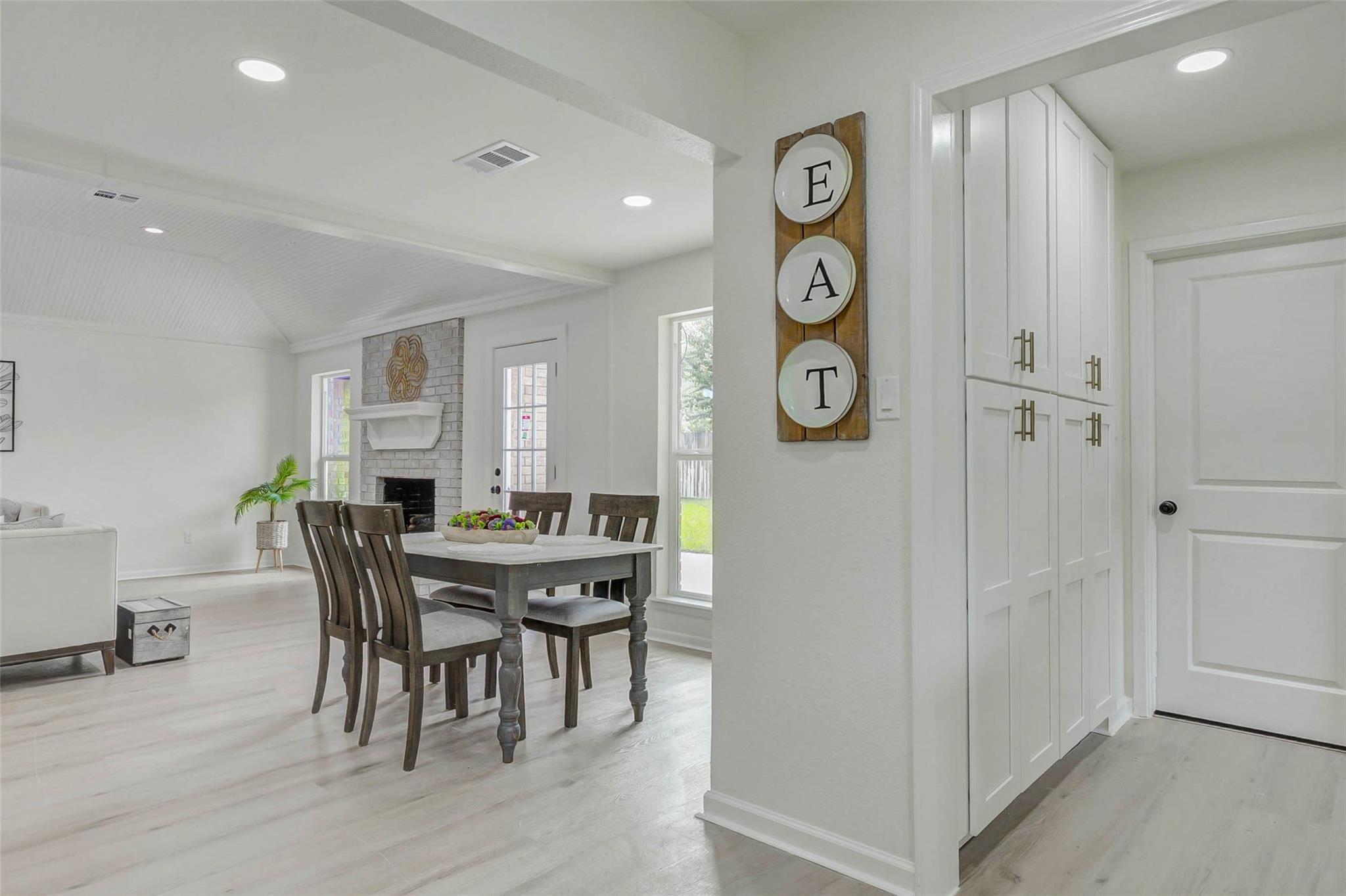 3351 S Sutton Square, Stafford