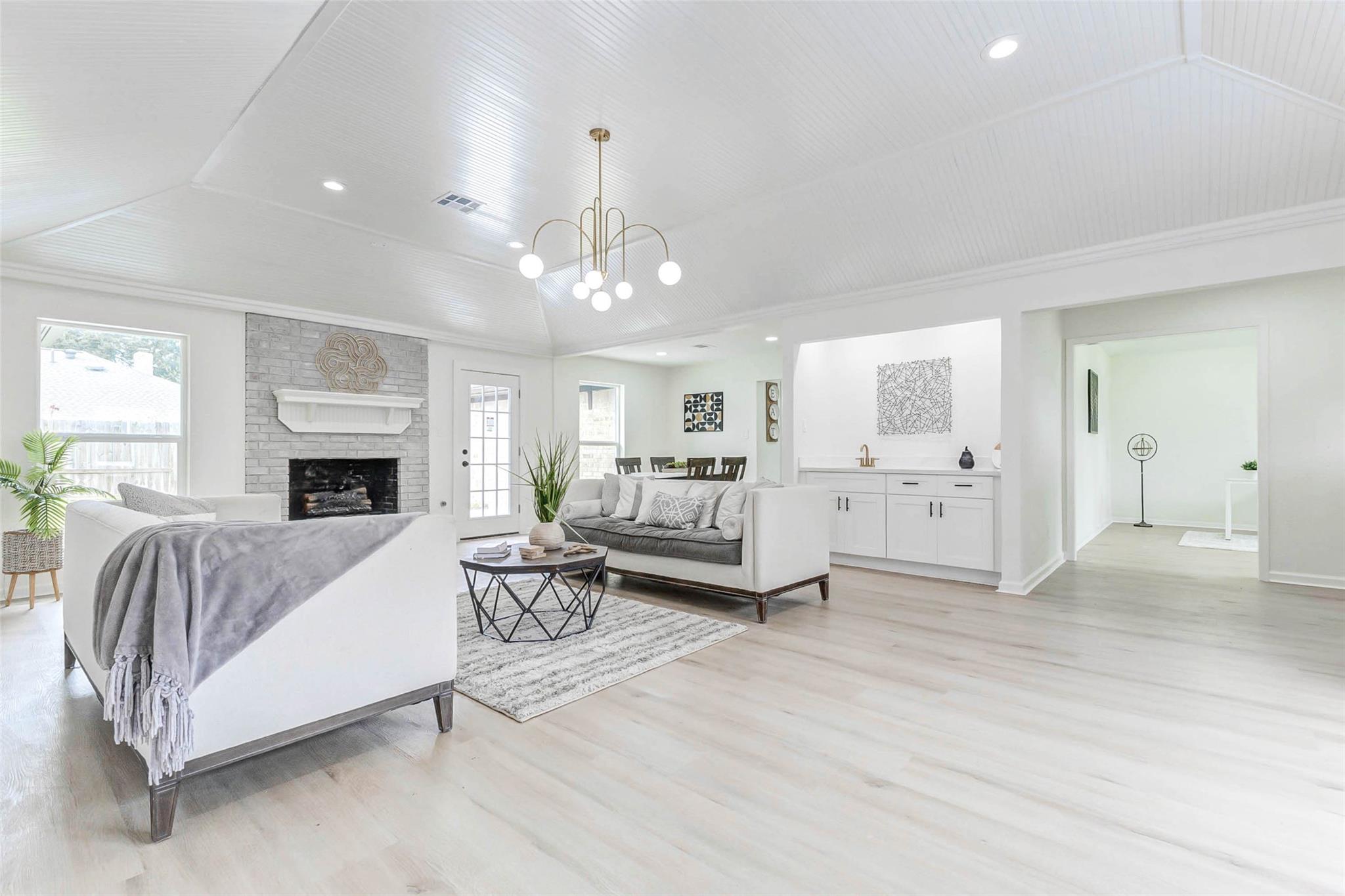 3351 S Sutton Square, Stafford