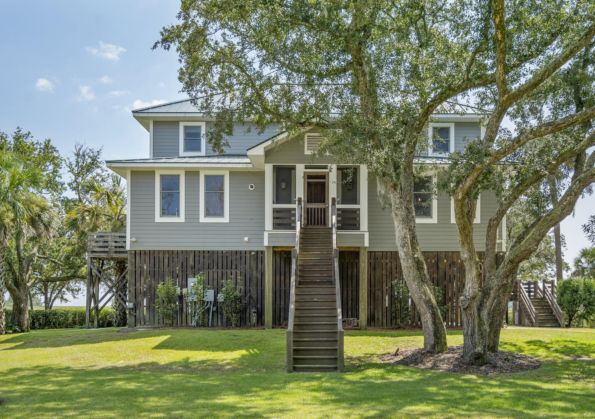 9649 Two Pines Road, McClellanville