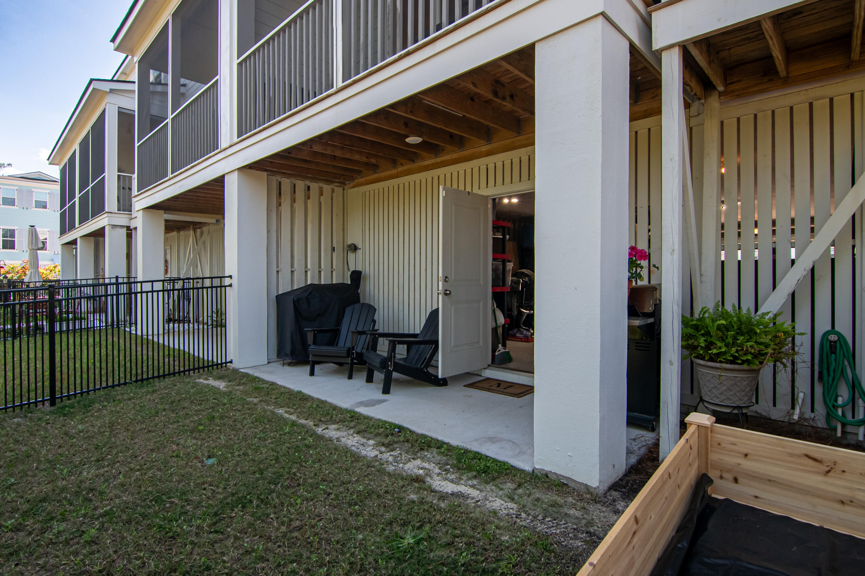 804 Kings Oak Court # 3