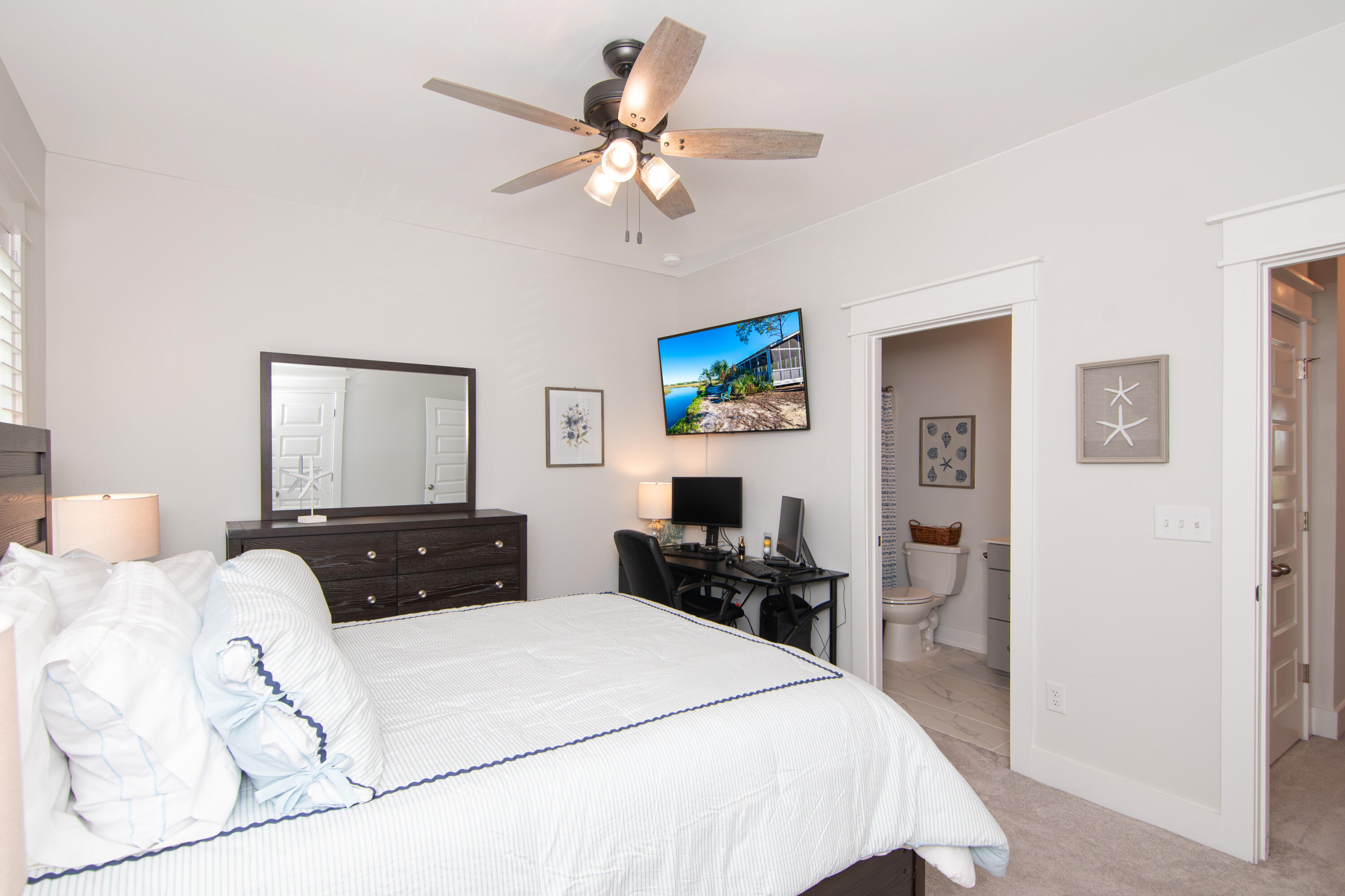 804 Kings Oak Court # 3
