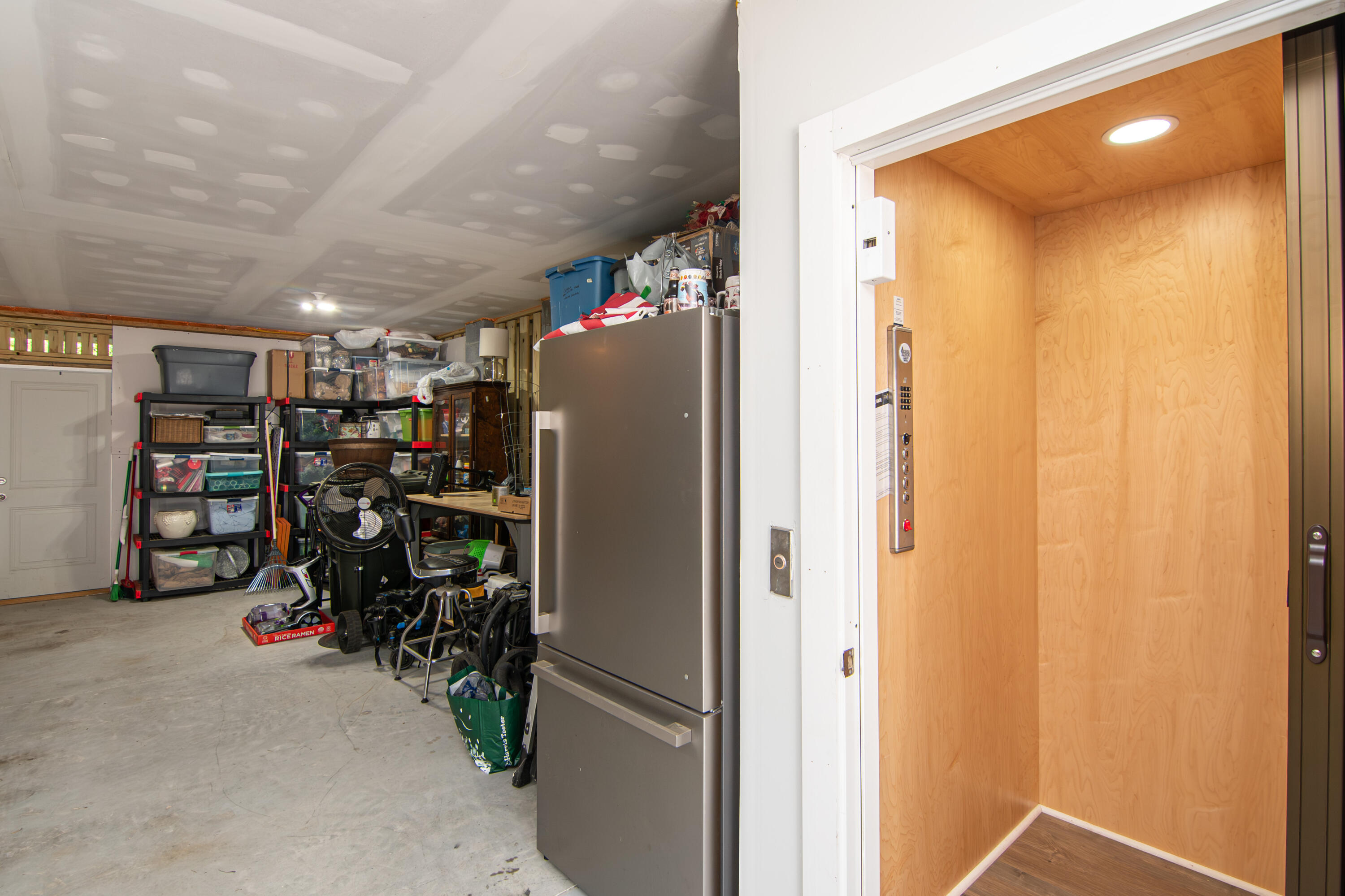 804 Kings Oak Court # 3