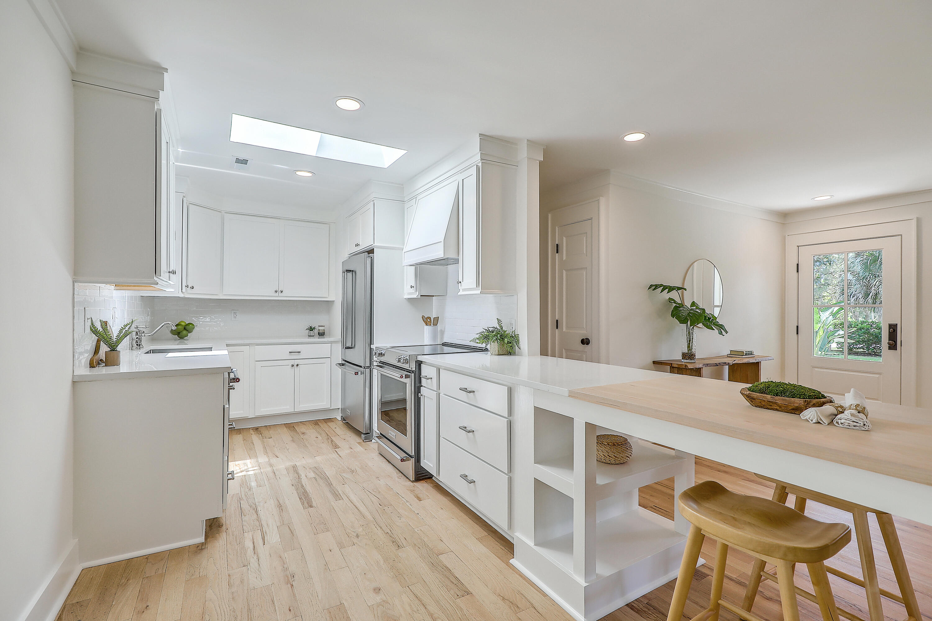 16 29th Avenue