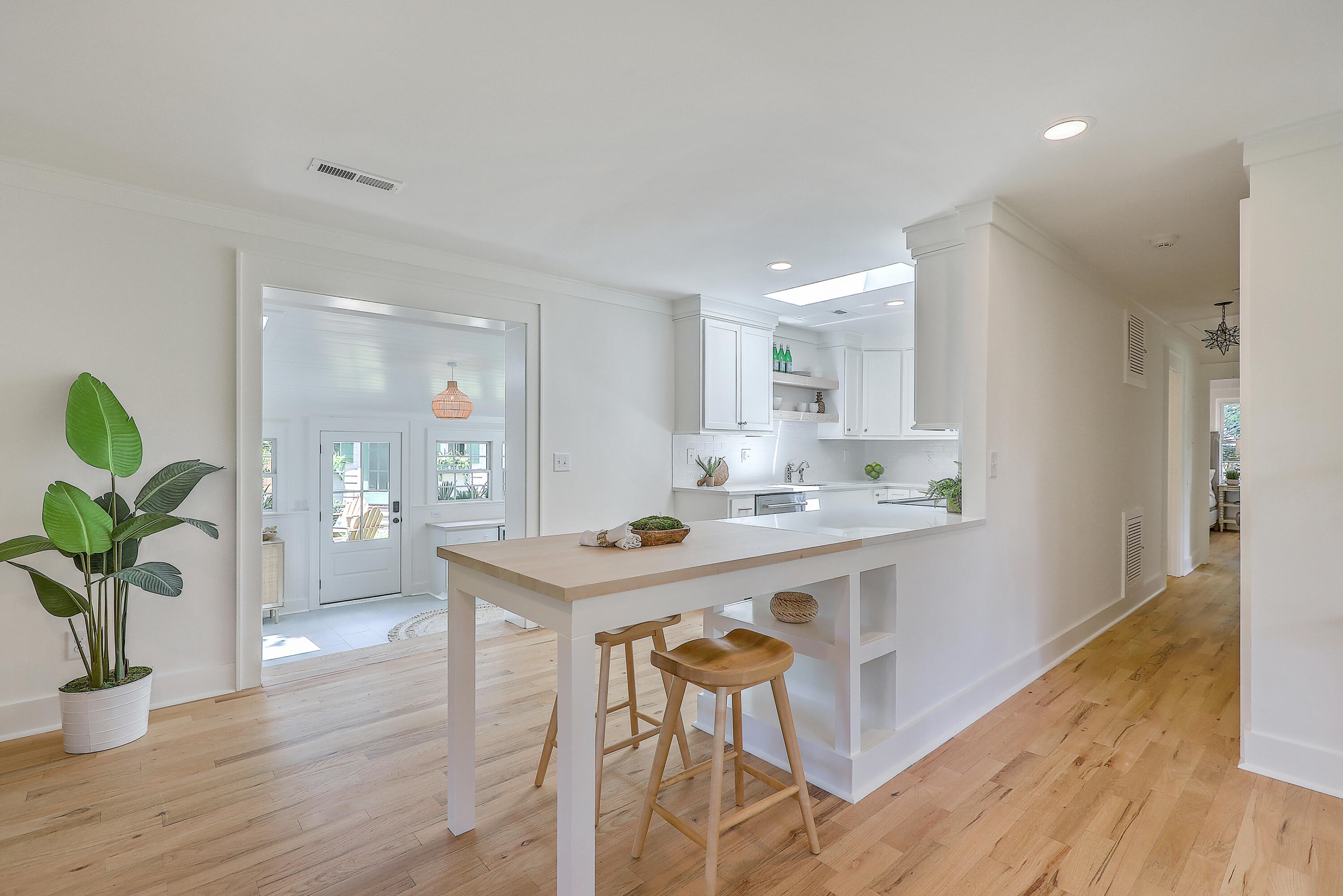 16 29th Avenue