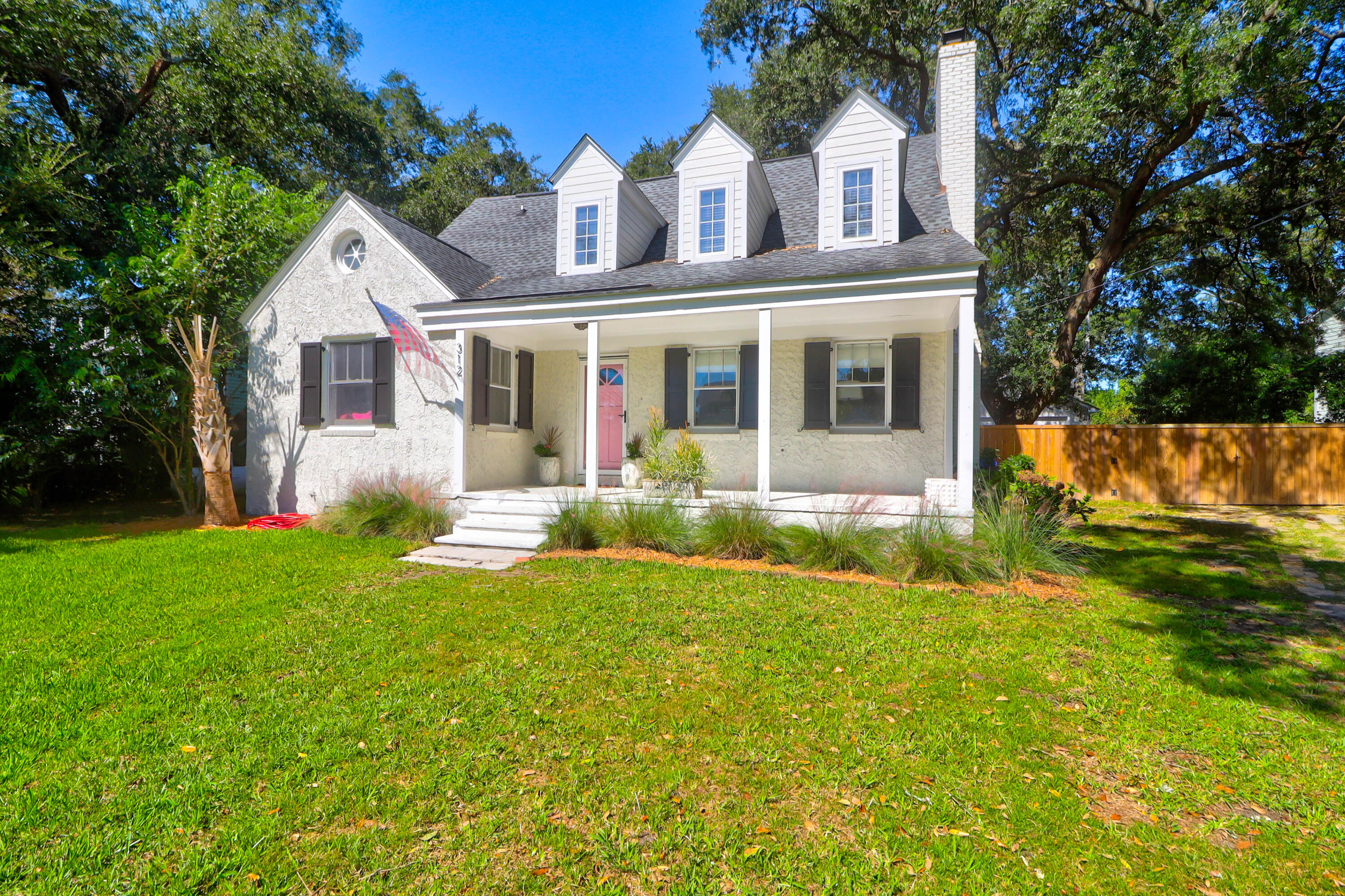 312 Bayview Drive