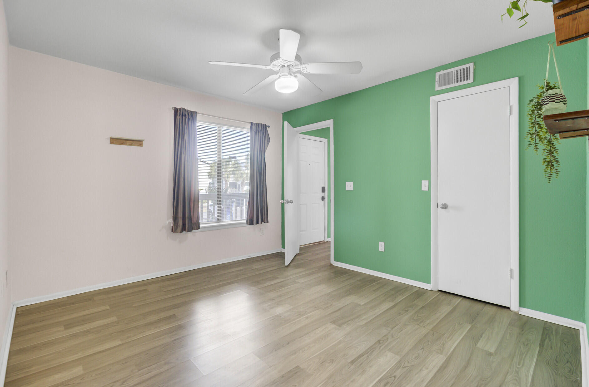 1481 Center Street Ext # 601