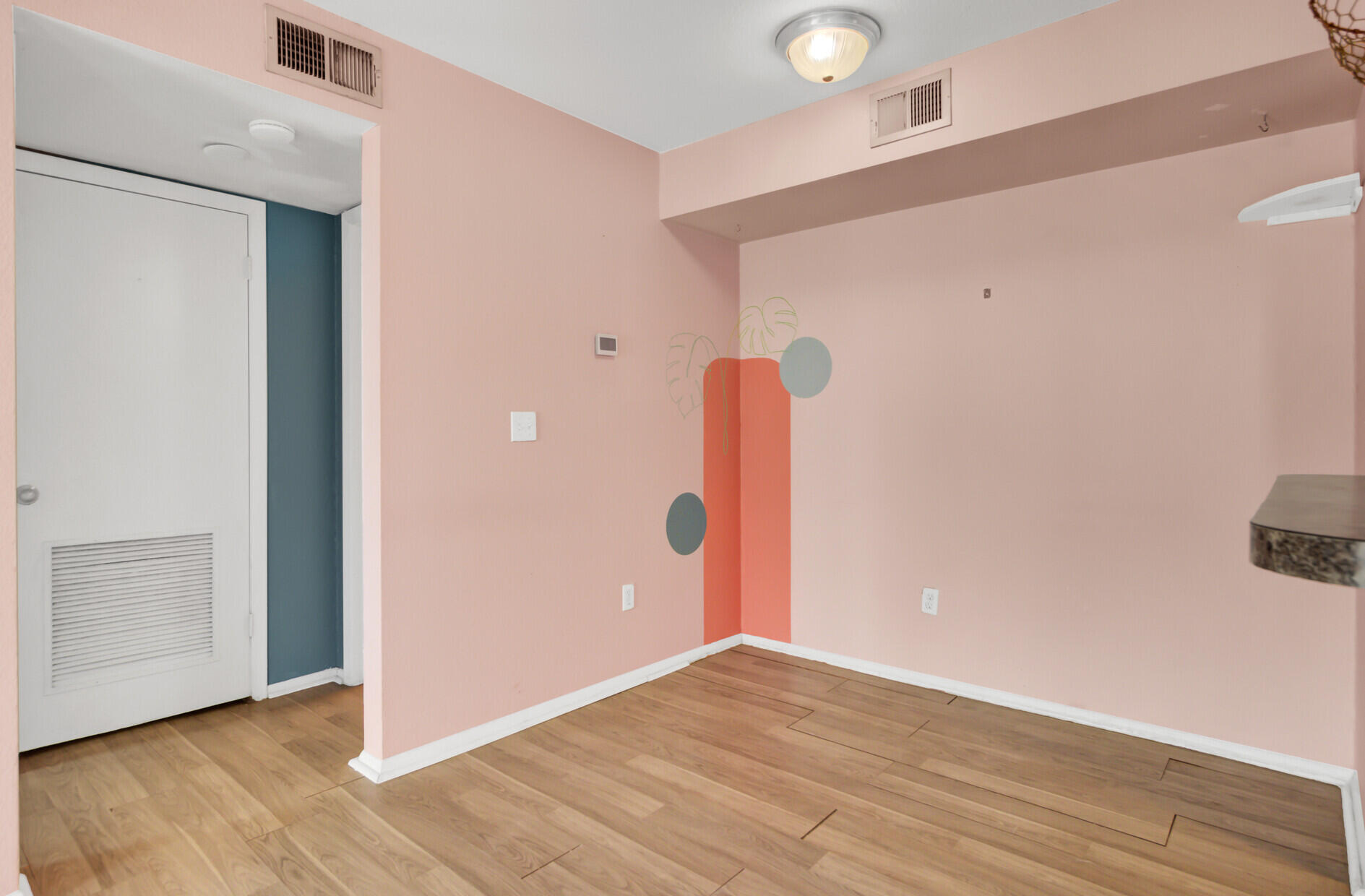 1481 Center Street Ext # 601