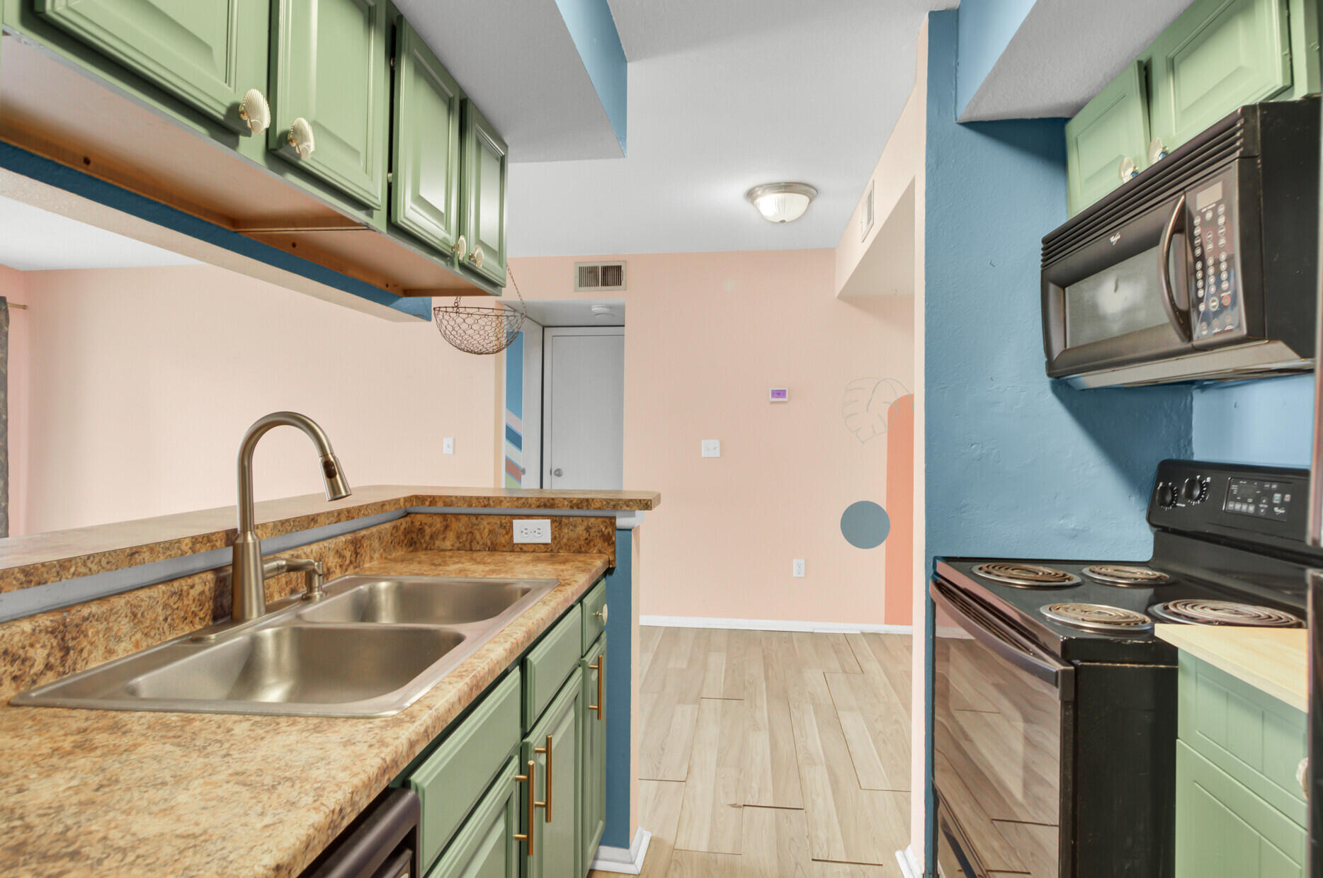 1481 Center Street Ext # 601