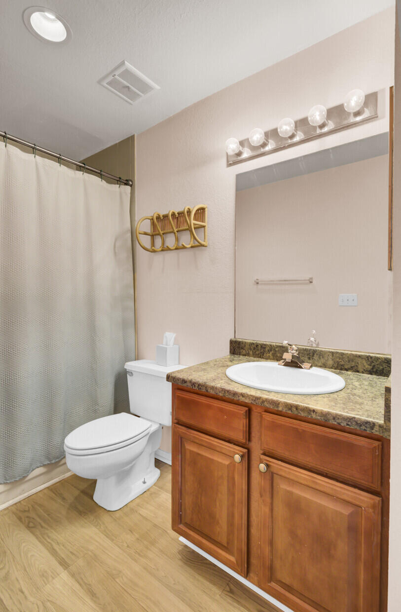 1481 Center Street Ext # 601