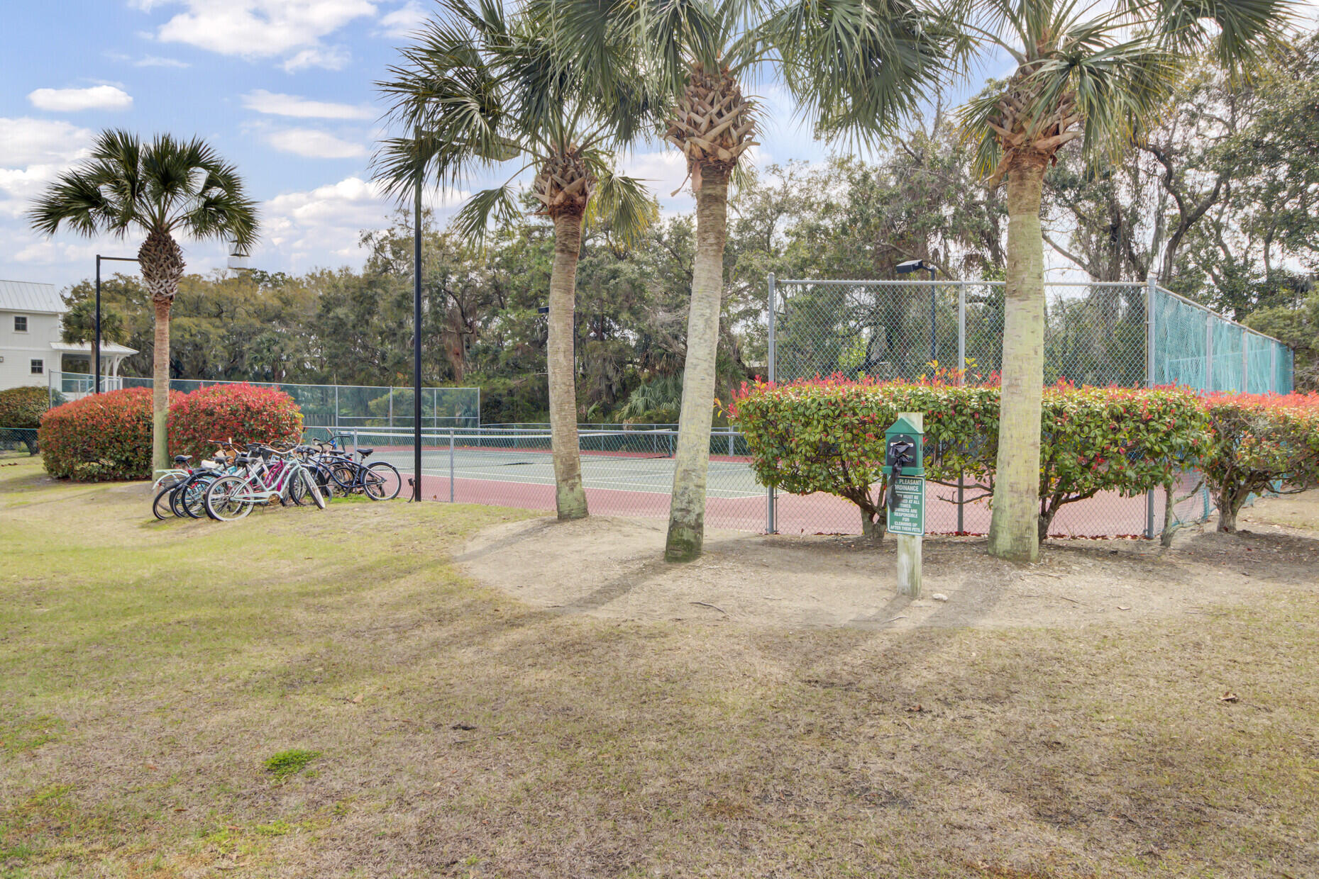 1481 Center Street Ext # 601