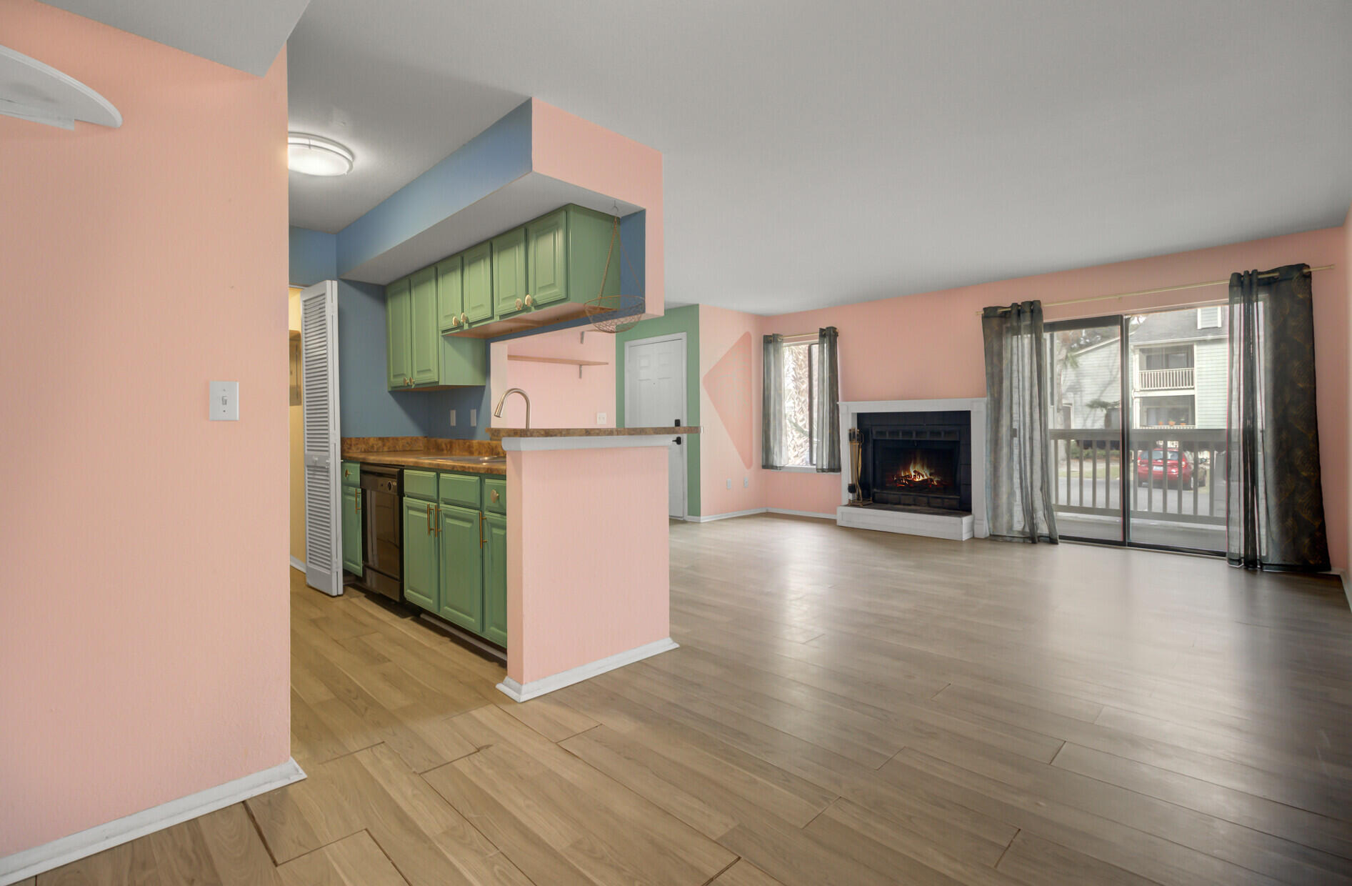 1481 Center Street Ext # 601