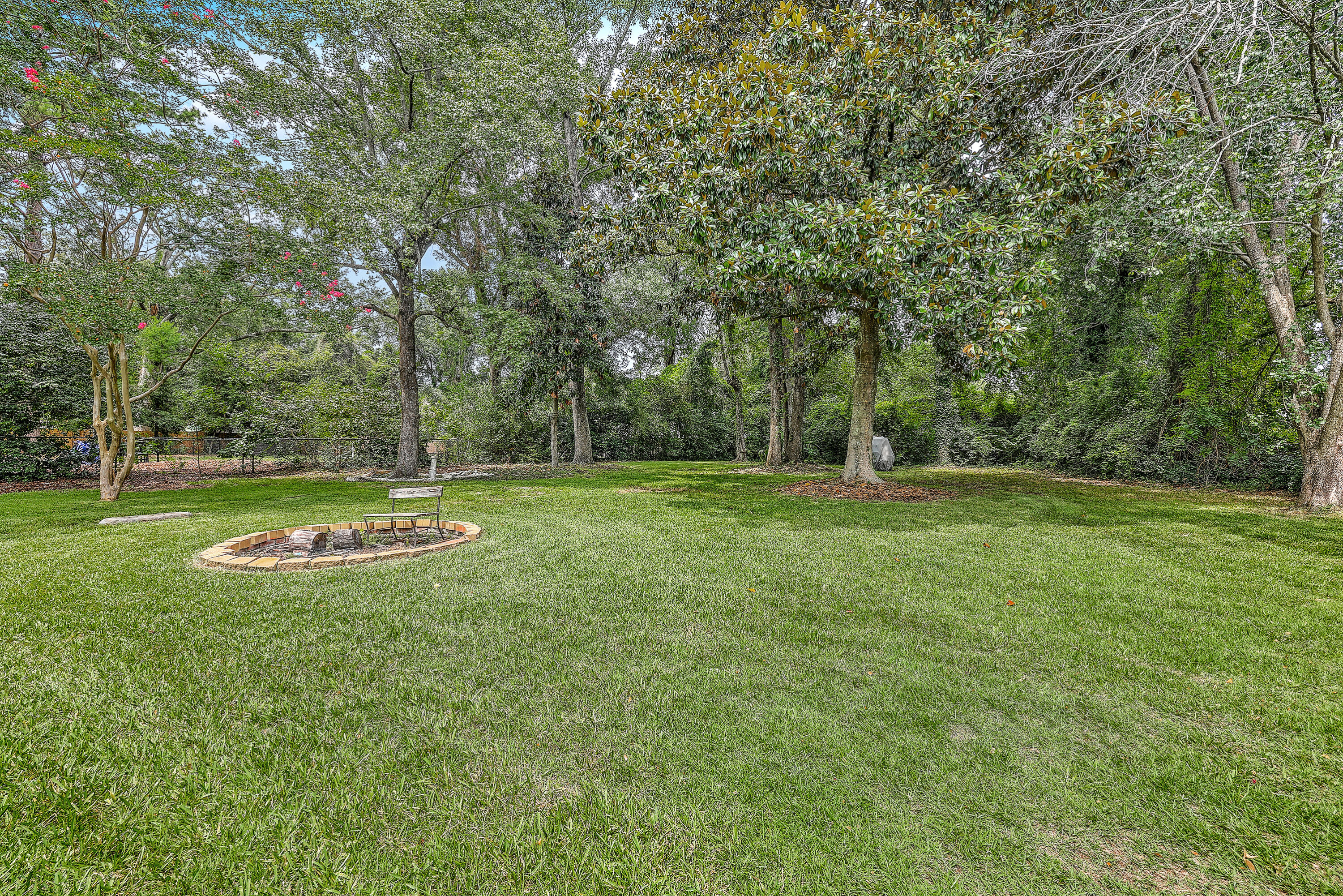 1140 Pleasant Pines Road