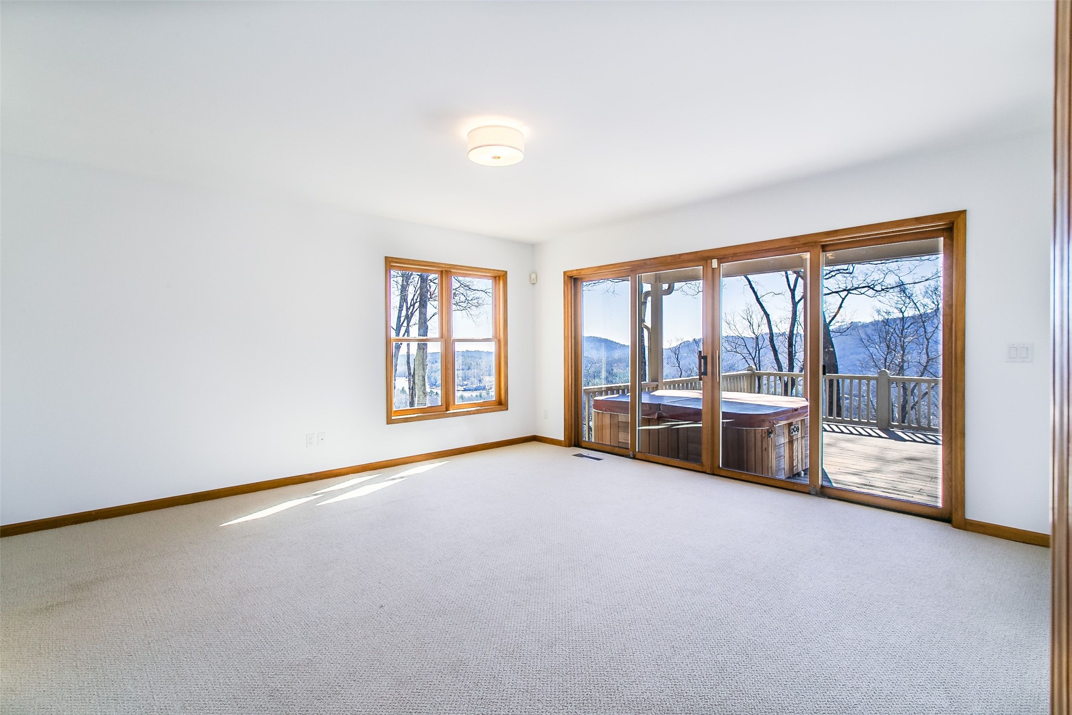 105 Boulder Knob Drive
