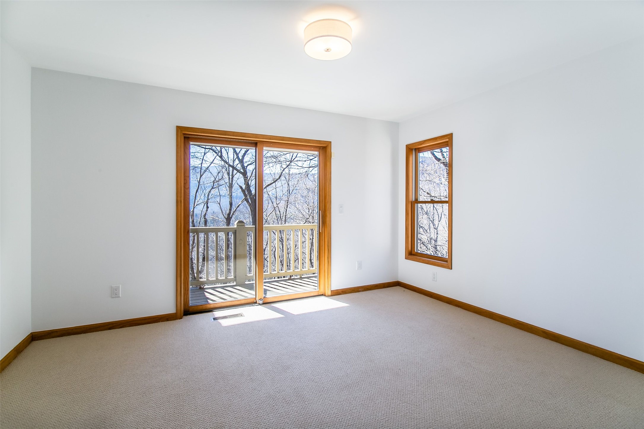 105 Boulder Knob Drive